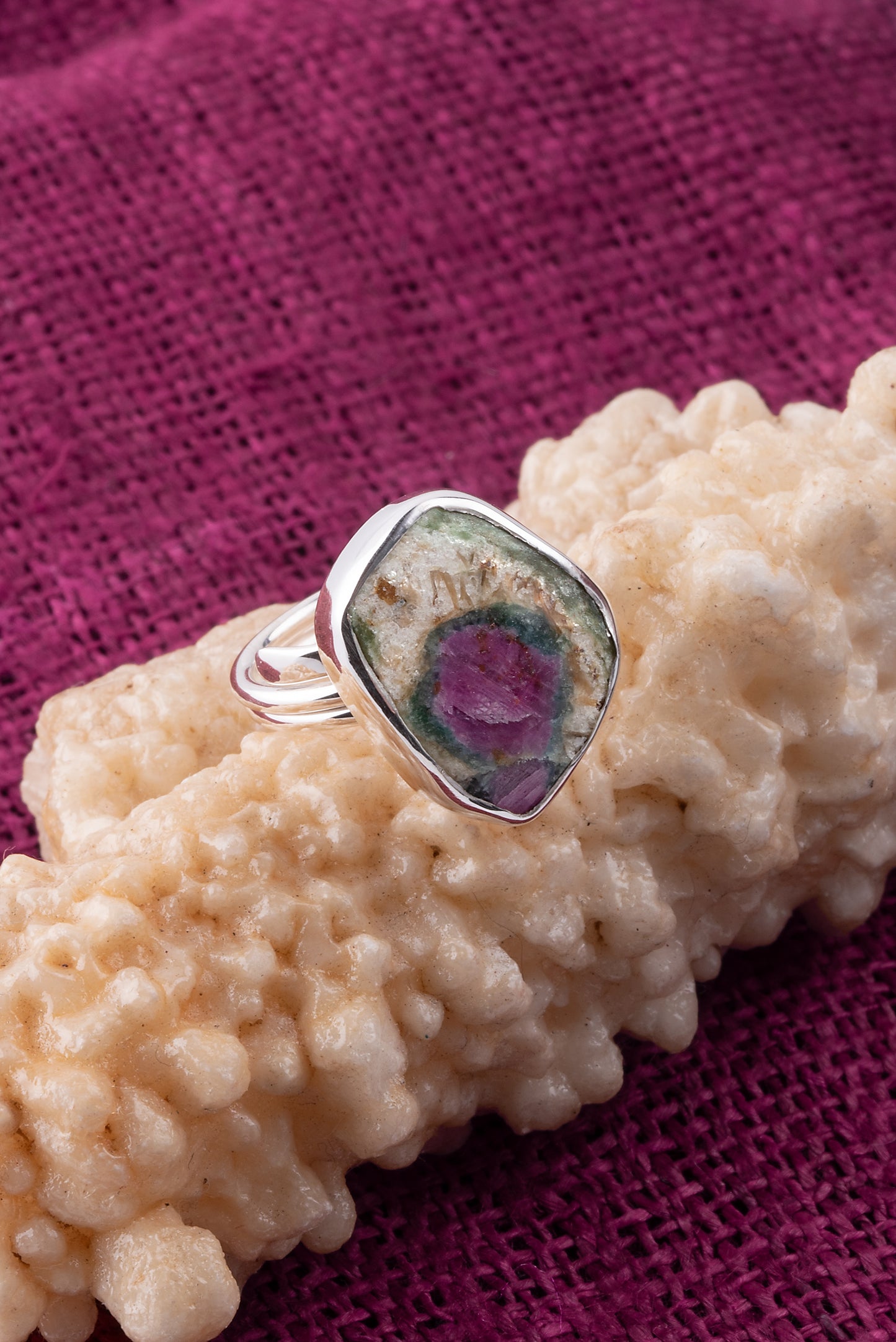 Silver 925 ring with zoisite