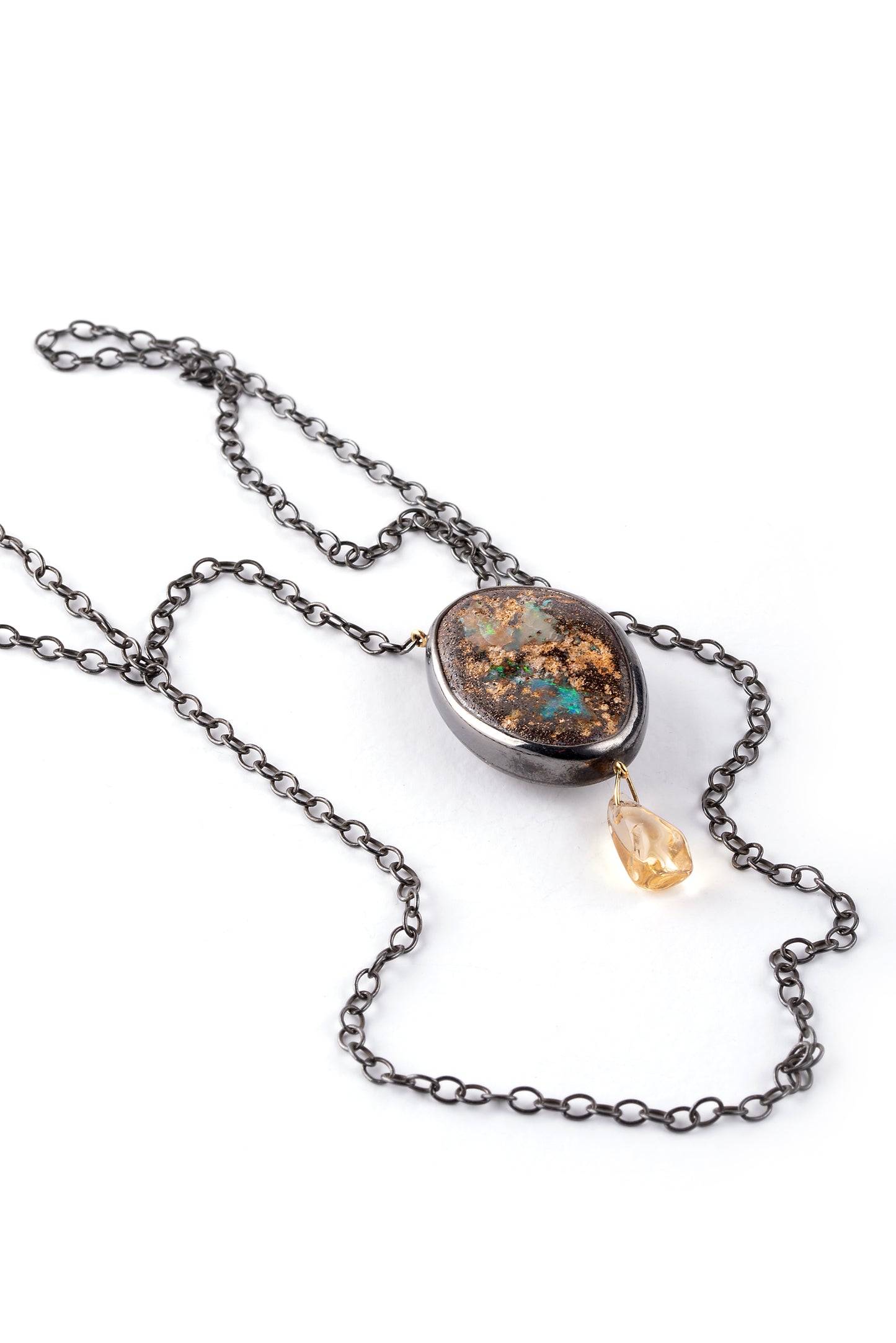 Silver 925 and oxidized neckless with gold 14K with opal and sitrine