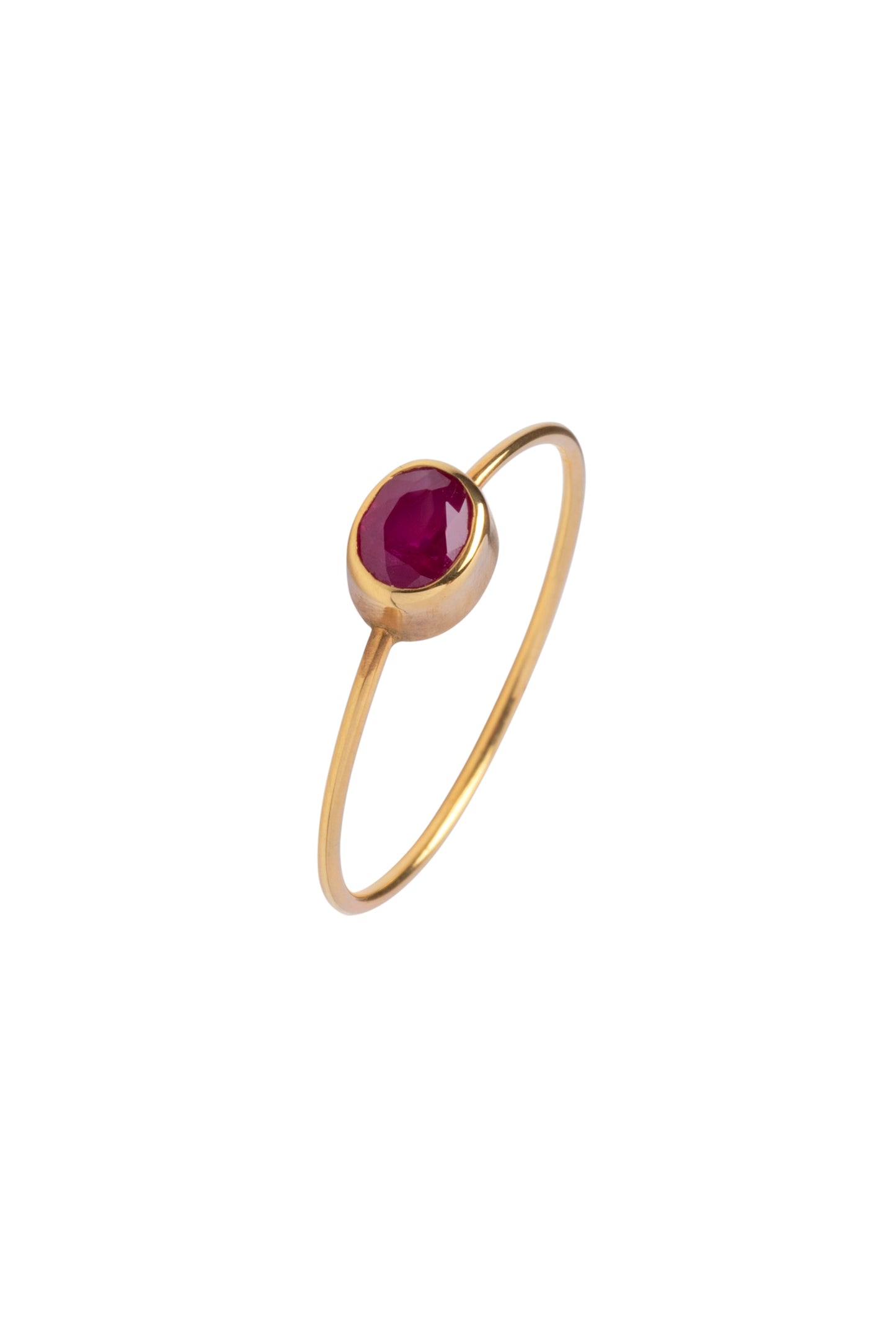 Gold 14K ring with ruby