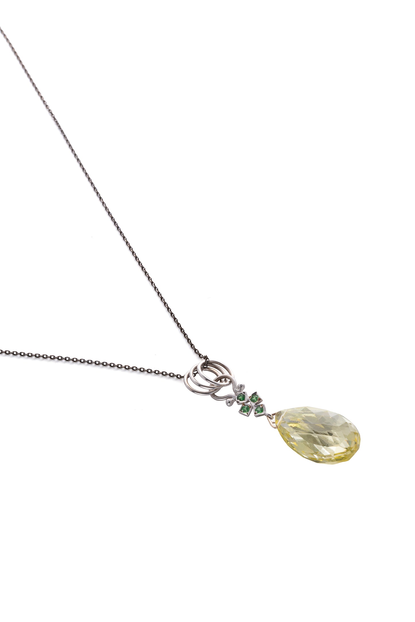White gold necklace 18K with semi-precious stones quartz and tzavorite and with 925 oxidized silver chain