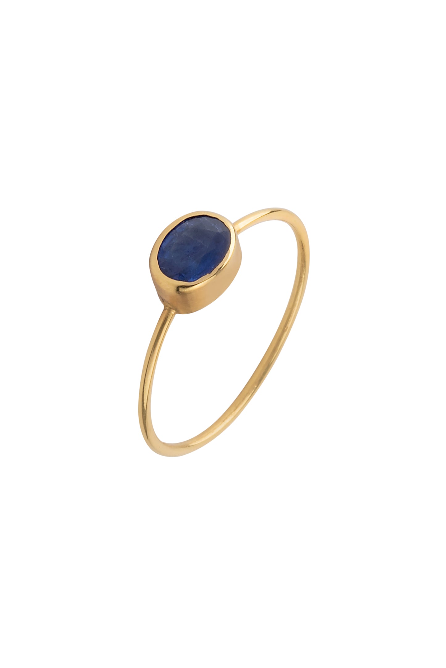 Gold 18K ring with sapphire