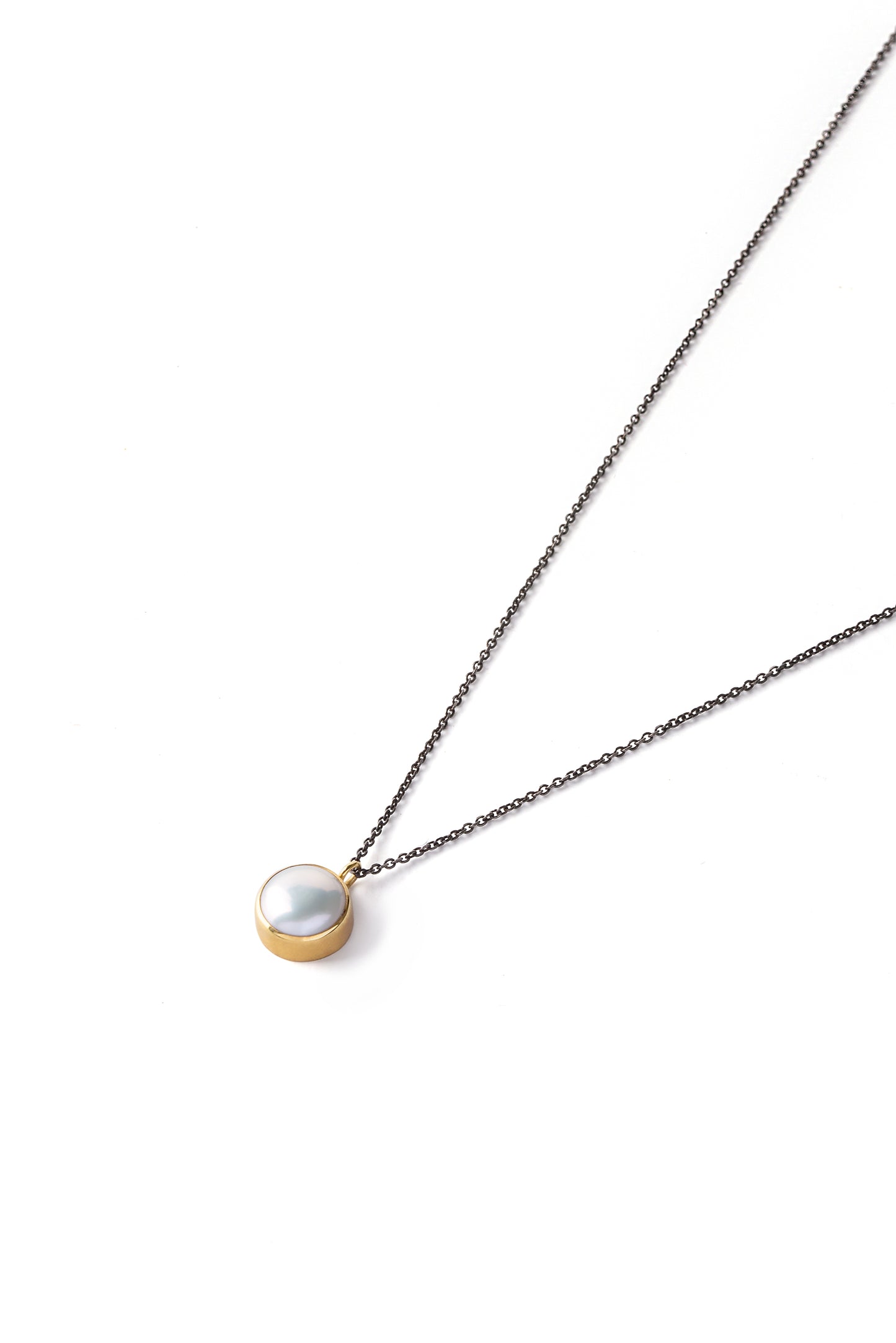 Gold 14K pendant with freshwater pearl