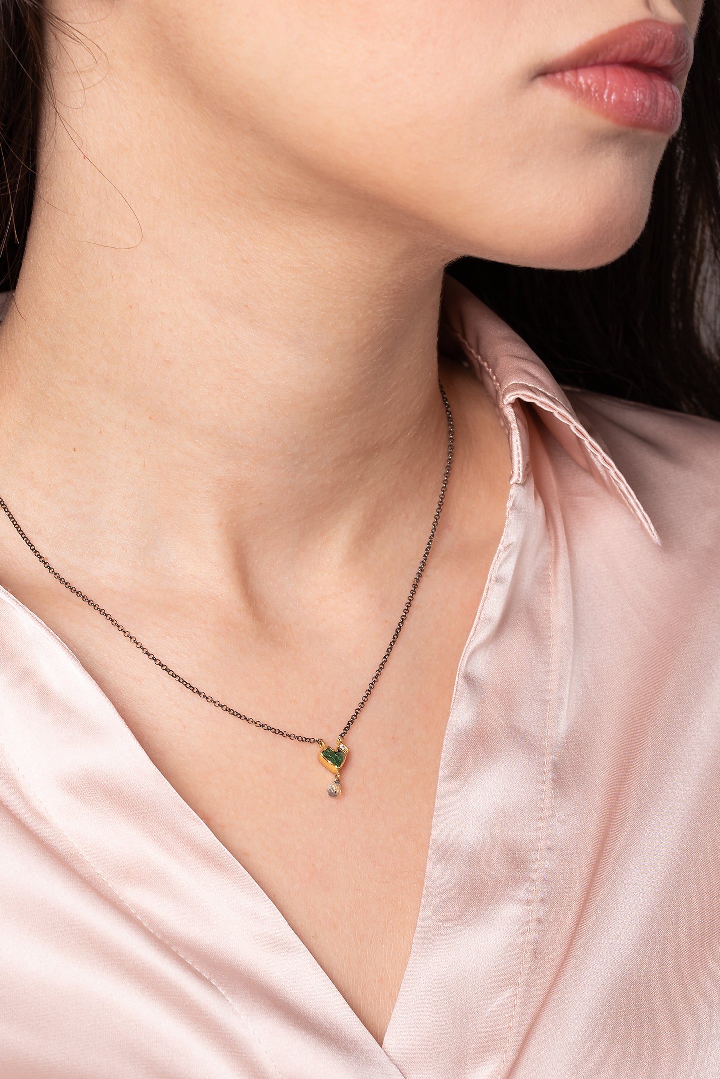 Gold 18K neckless with silver 925 oxidized chain with tourmaline and diamond